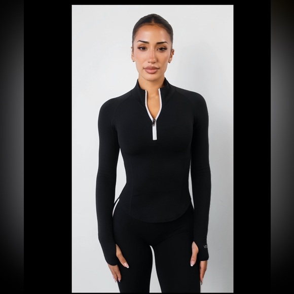 Vitality Tops - Vitality Cloud lI™ Half Zip Top - Midnight Contrast